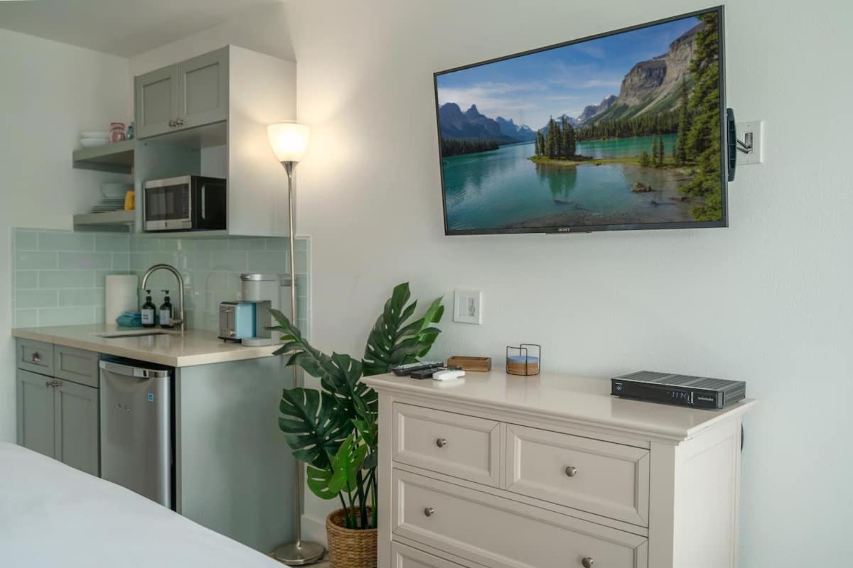 Central Kihei Gem! 3-Min Walk To The Beach & Shops Wailea  Exterior photo