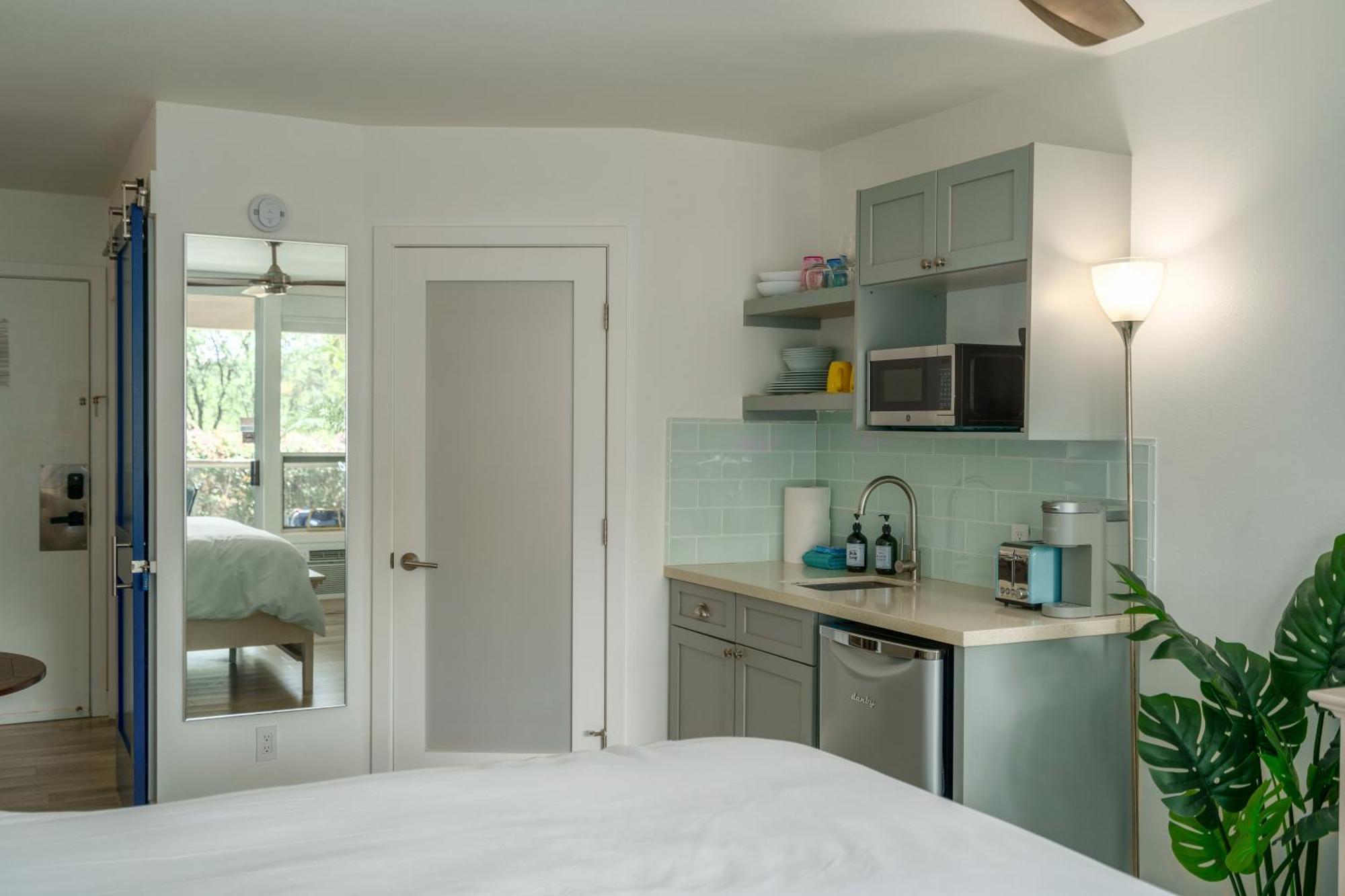 Central Kihei Gem! 3-Min Walk To The Beach & Shops Wailea  Exterior photo