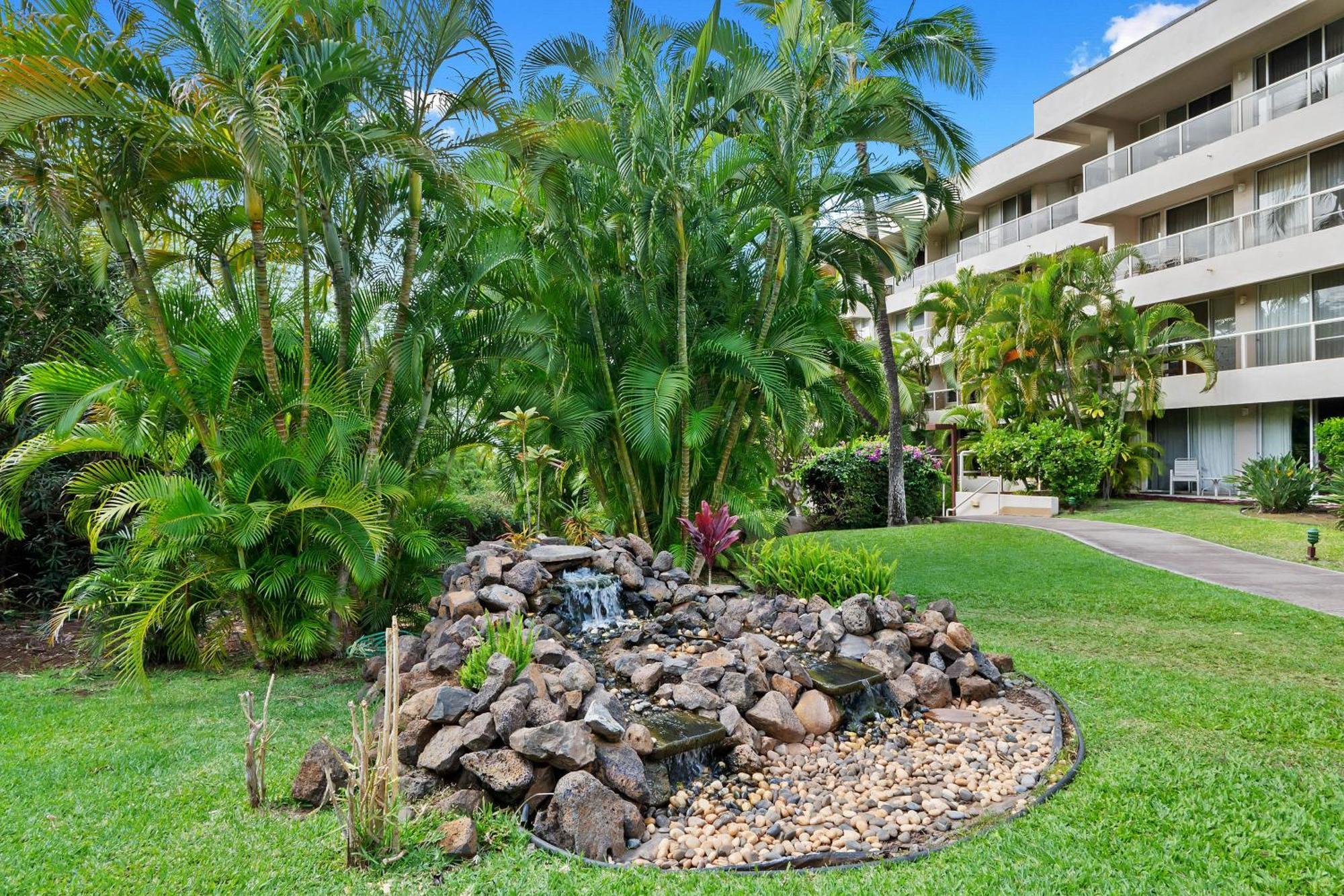 Central Kihei Gem! 3-Min Walk To The Beach & Shops Wailea  Exterior photo